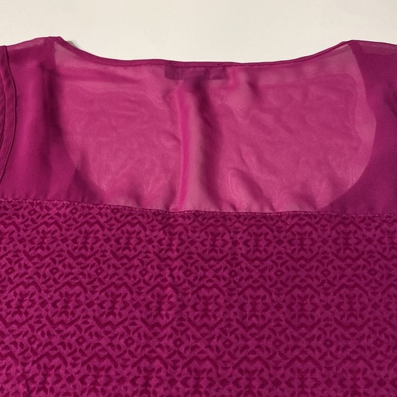 The Limited women’s burn out style high low tank top magenta p… - Picture 7 of 7